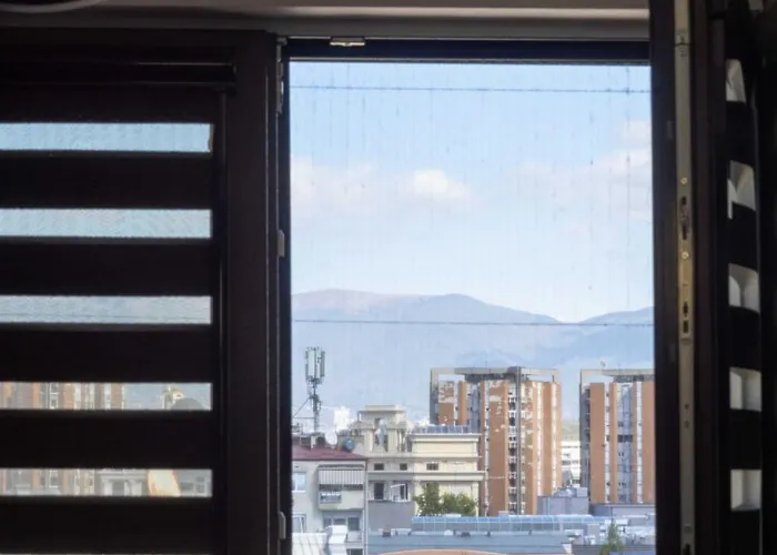 Modern Duplex Loft In Center With 3 Bedrooms